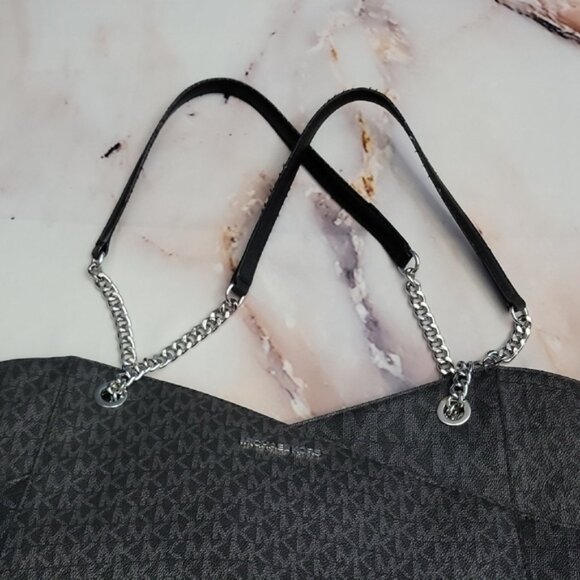 Michael Kors Outlet Jet Set Large Logo Shoulder Bag Color: Black :) - Picture 13 of 17